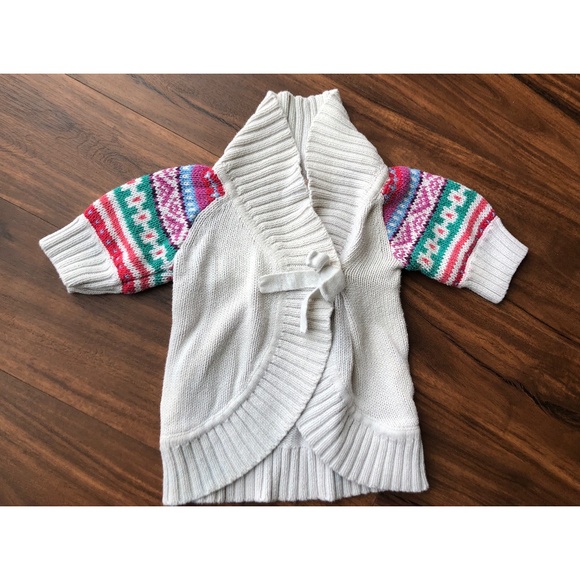 OshKosh B'gosh Other - Girls 2T OshKosh 3/4 Sleeve sweater.